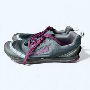 Altra Superior 2.0 Trail Running Shoes Sneakers Women's size 10 Gray Purple